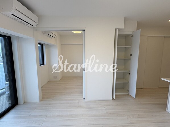 コンフォリア東葛西の物件内観写真